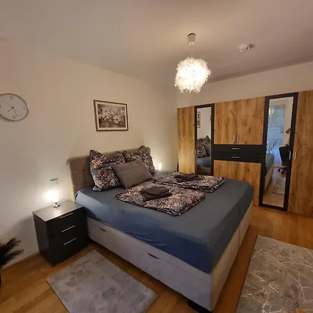 Exklusive Gartenwohnung Blaetterzauber, Boutique-ferienwohnung In Freilassing, Nahe Salzburg Freilassing