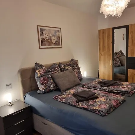 Exklusive Gartenwohnung Blaetterzauber, Boutique-ferienwohnung In Freilassing, Nahe Salzburg Appartement