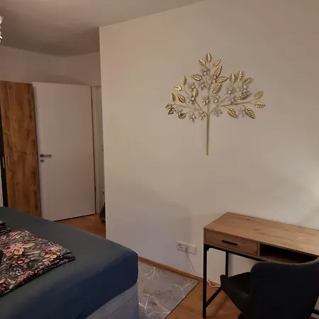 Exklusive Gartenwohnung Blaetterzauber, Boutique-ferienwohnung In Freilassing, Nahe Salzburg Apartamento Freilassing